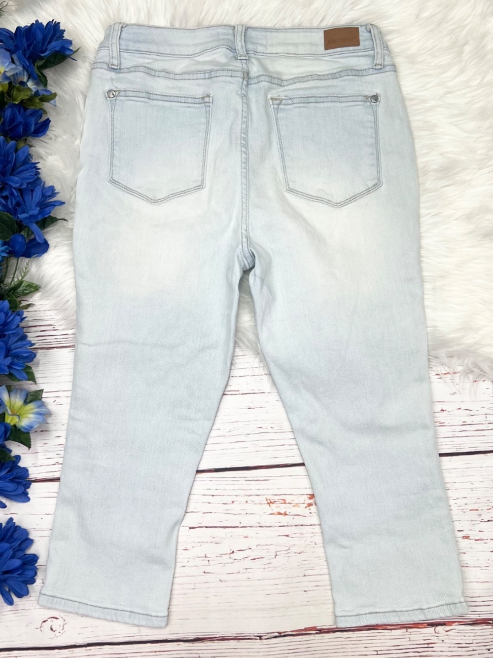 Judy Blue • Skinny Fit Capri Jeans Light Wash Stretch Women’s 9/29 - Picture 3 of 6